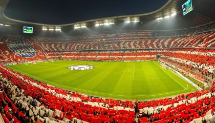 爱爱游戏-青少年足球明星频频涌现，成为行业发展的新引擎，青少年足球现状