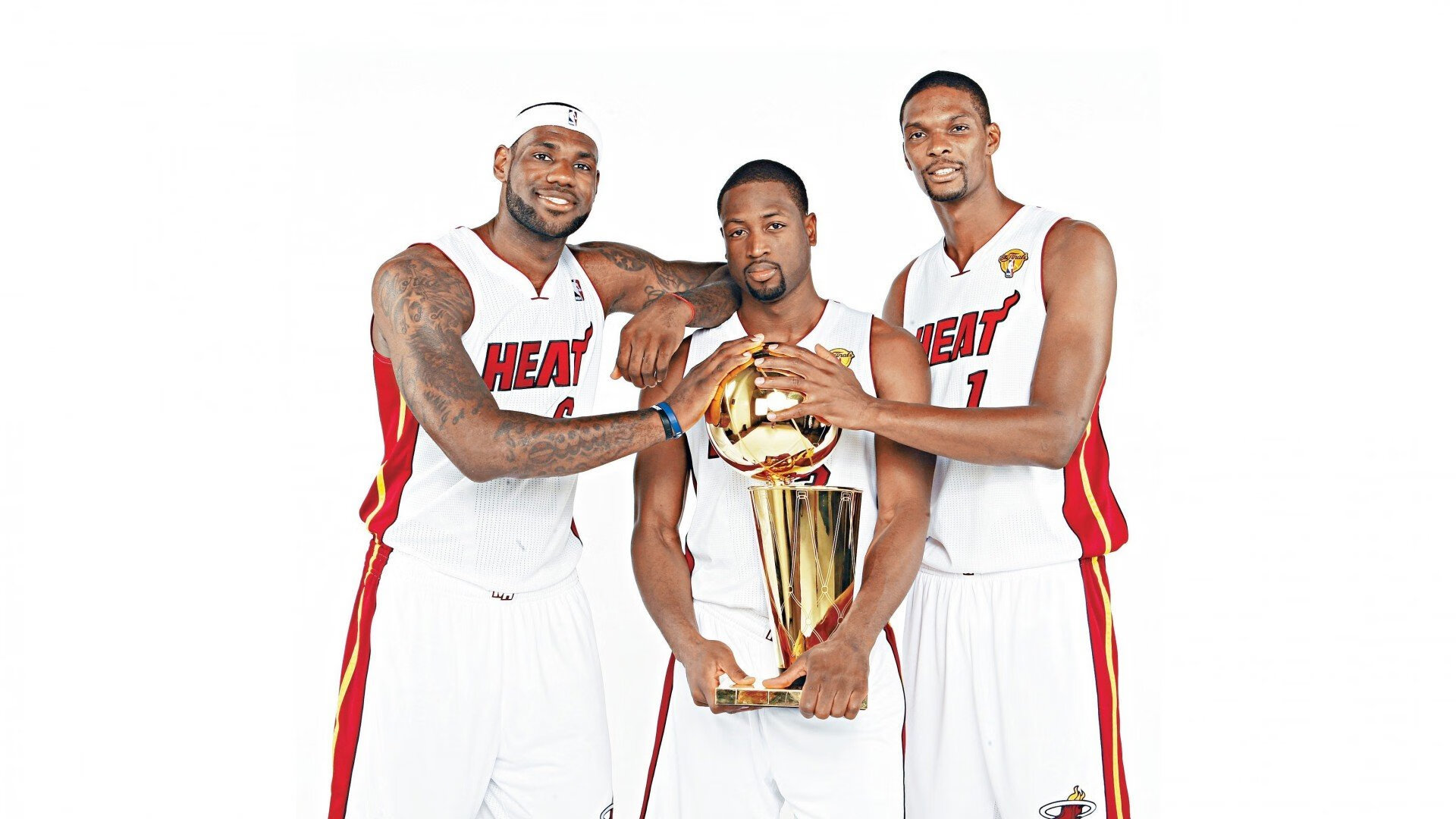 中国篮球市场年度消费报告发布，激发行业新动力，中国篮球产业产值